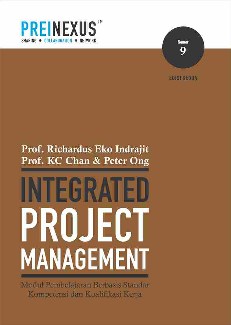 Sampul buku Integrated Project M...